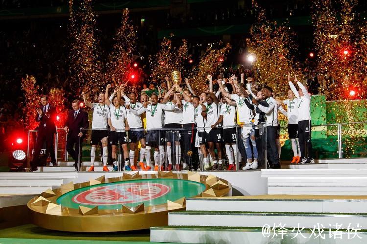 一支德甲中上游球队，为何拥有屡屡攻陷豪门主场